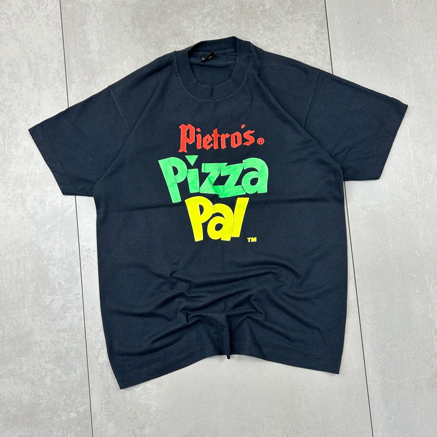 Vintage 90s Single Stitch Pizza Graphic Black T-Shirt - M