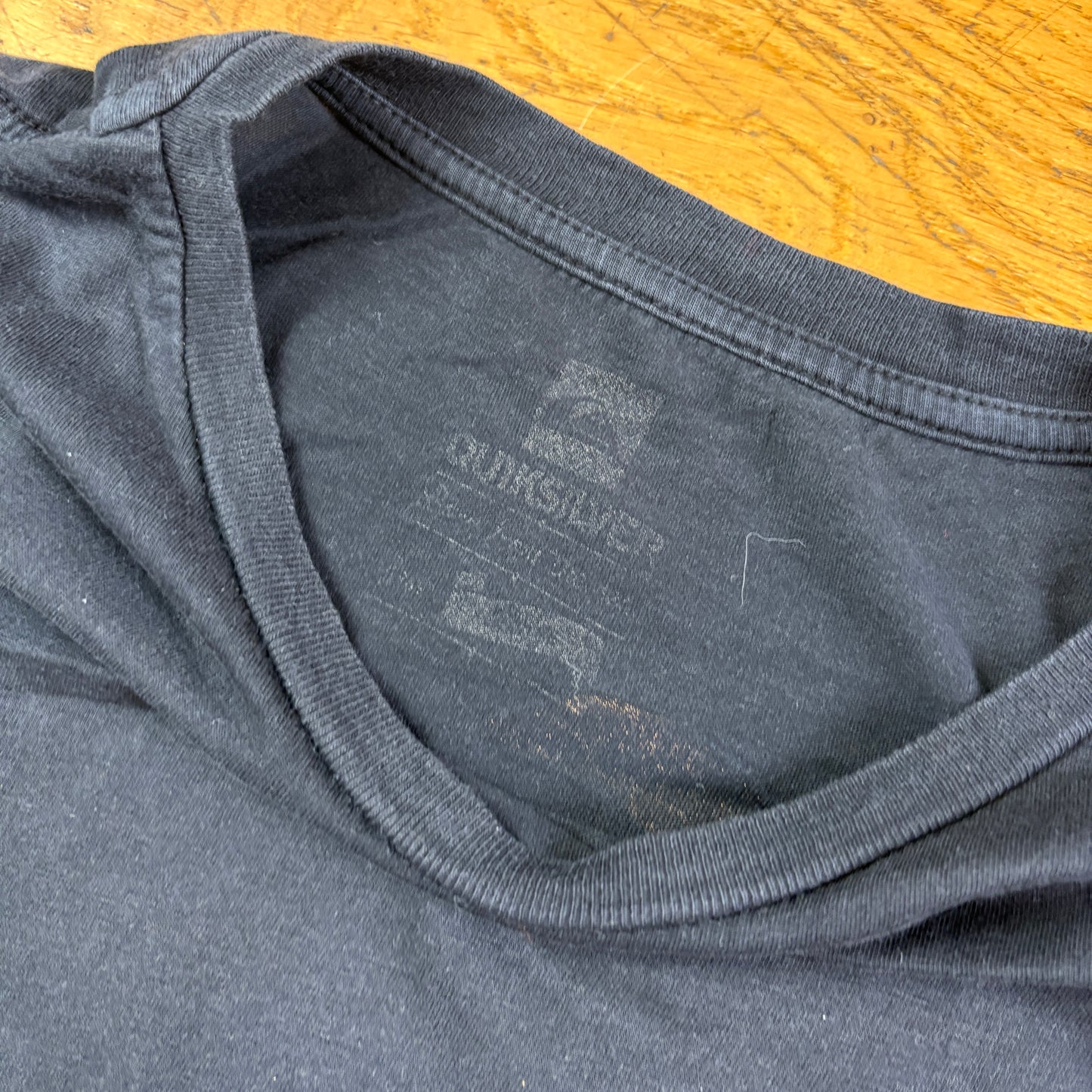 Vintage Quiksilver Black Surfwear Graphic T-Shirt - S