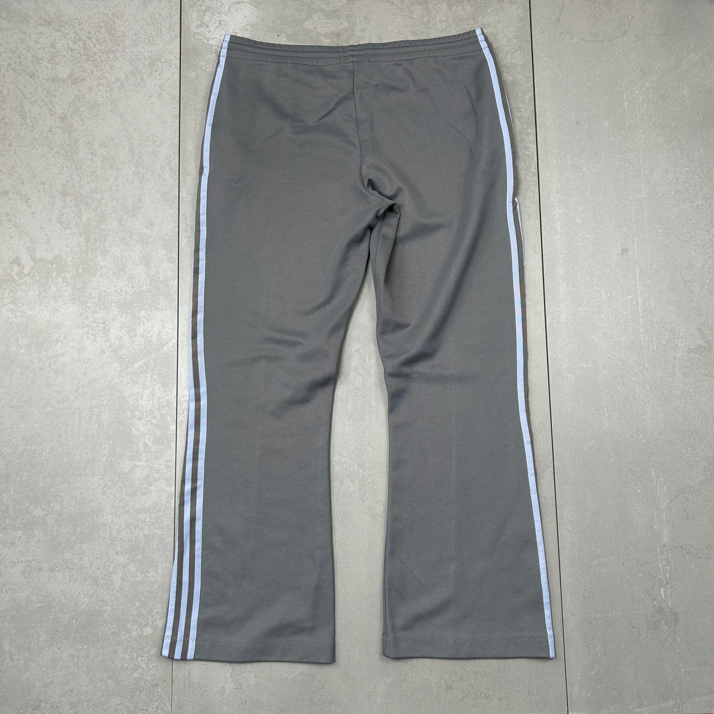 Vintage Adidas Grey Flared Baggy Tracksuit Sweatpants Track Pants Bottoms - XL
