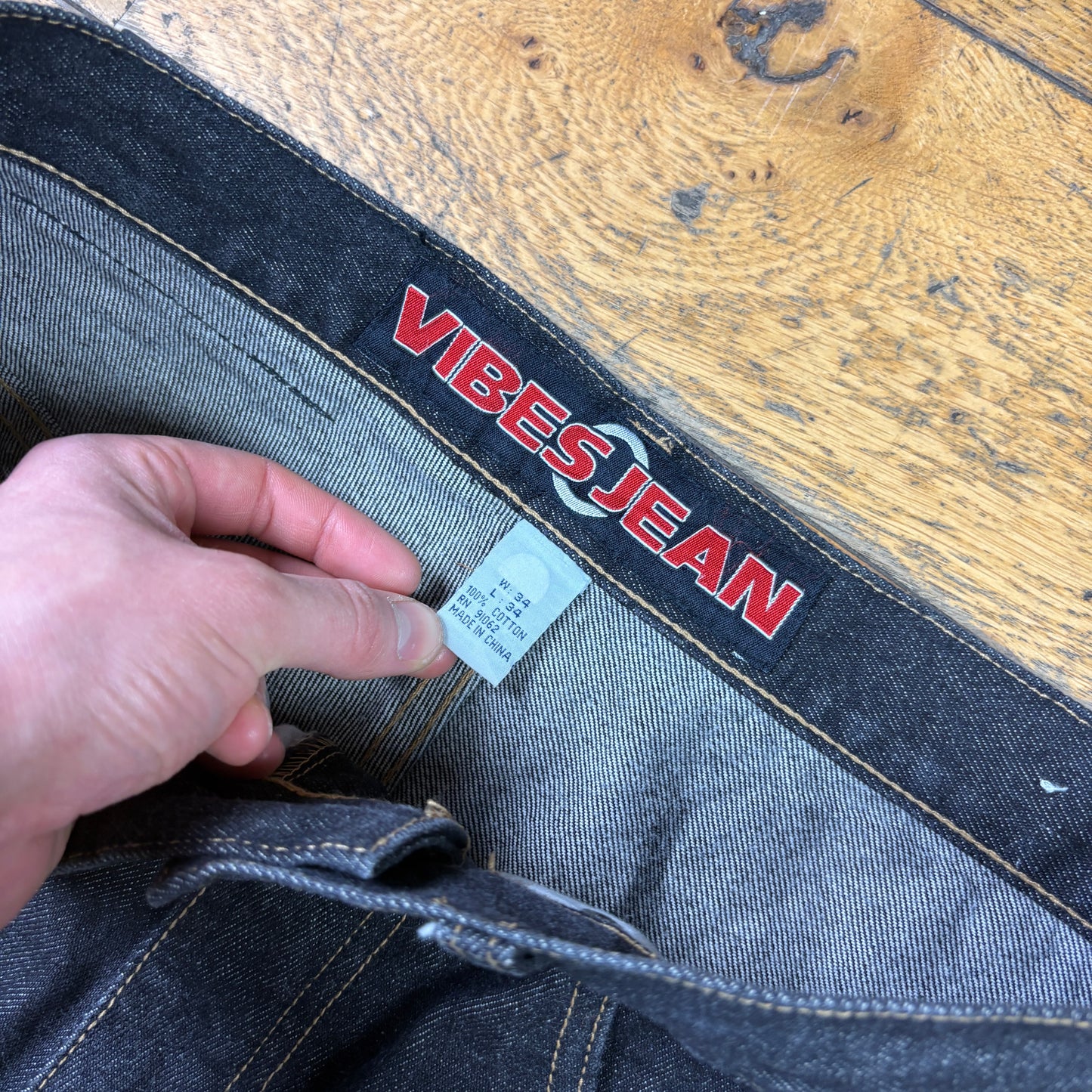 Vintage Black Embroidered Y2K Hip Hop Baggy Jeans - 34