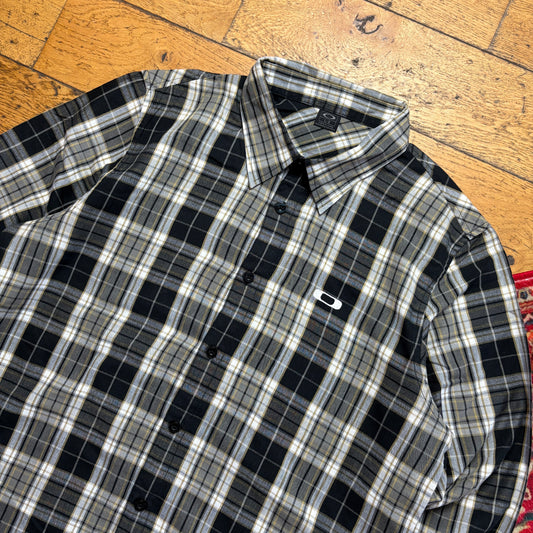 Vintage Oakley Embroidered Black Grey Check Shirt - L