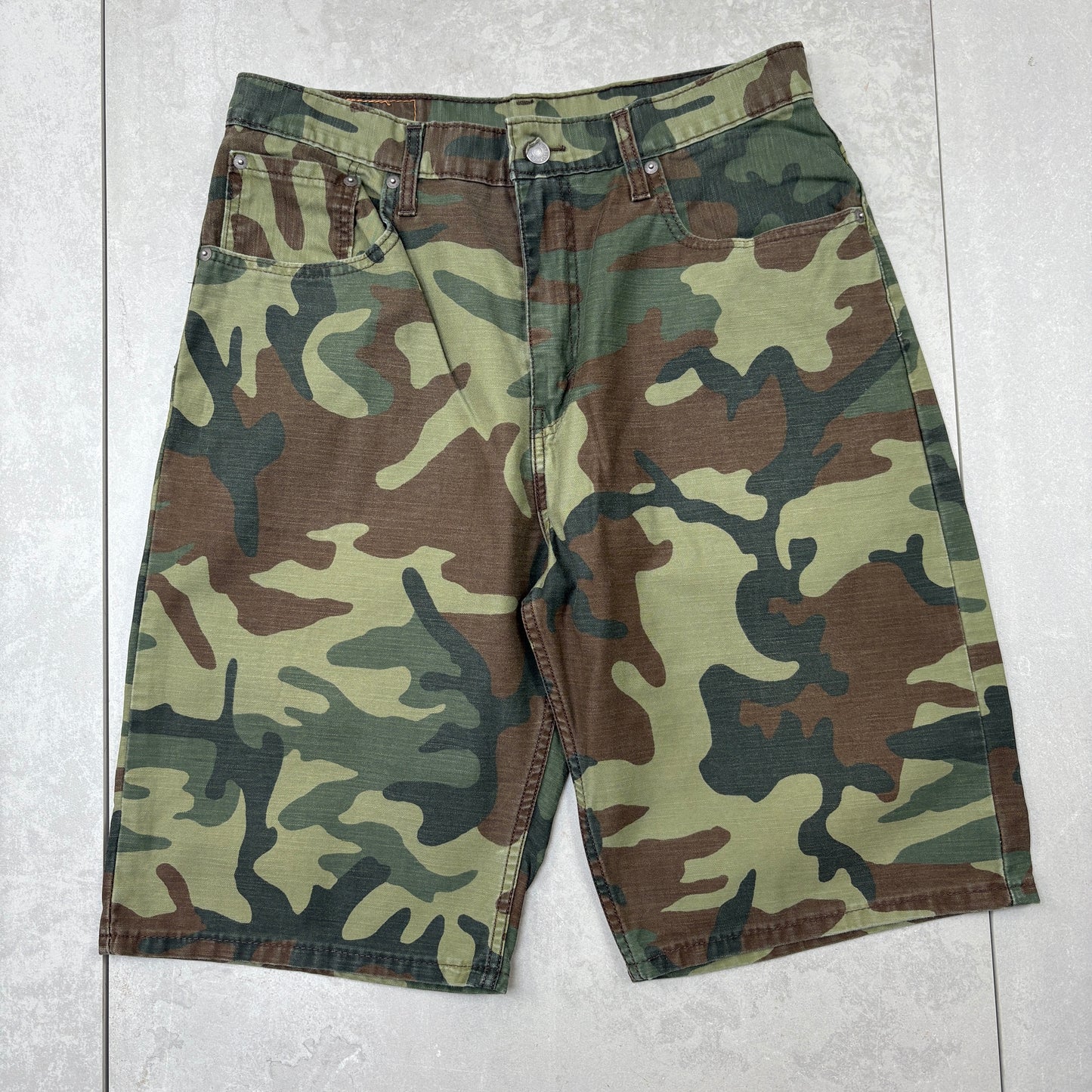 Vintage Levis 569 Camo Green Baggy Denim Shorts - 32