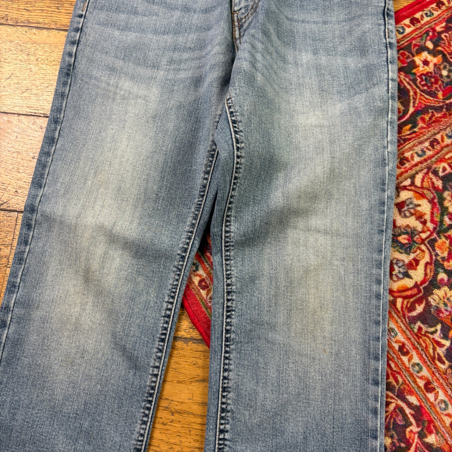Vintage Levis Slim Blue Denim Jeans - 30