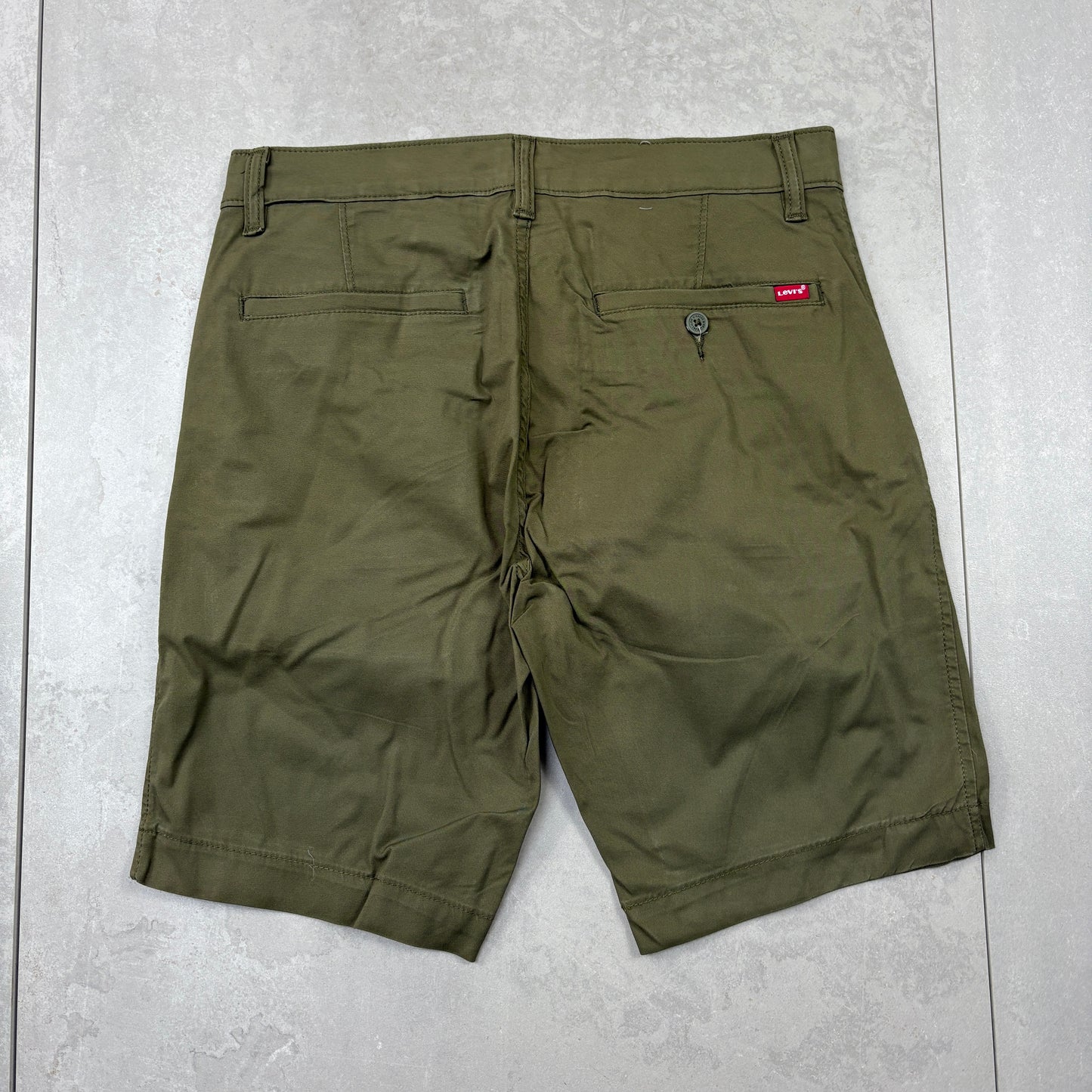 Vintage Levis Green Chino Shorts - 32