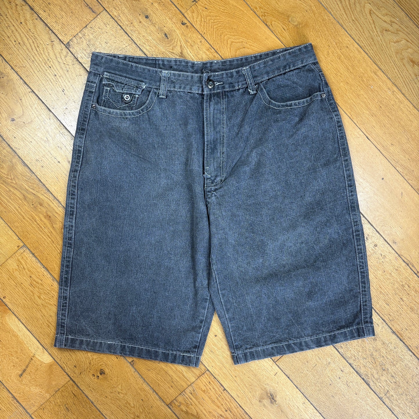 Vintage Embroidered Hip Hop Baggy Black Grey Shorts Jorts - 40