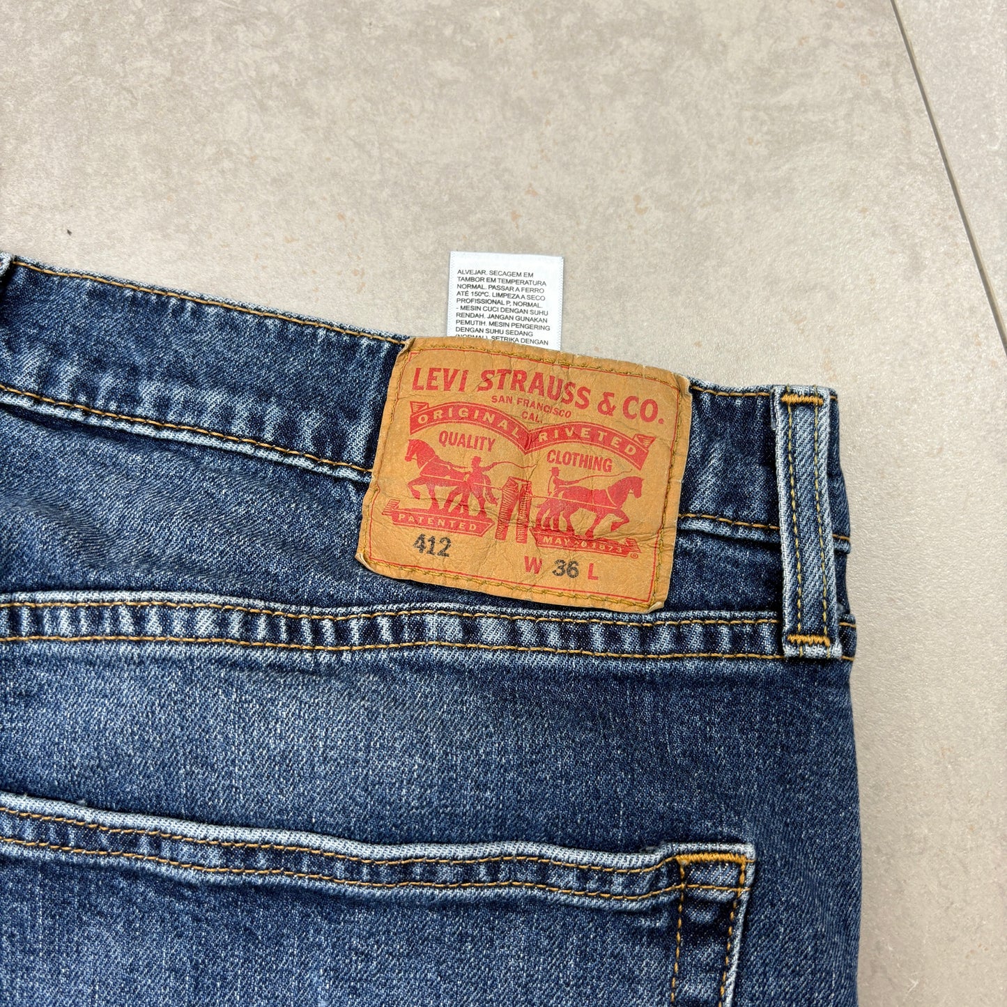Vintage Levis 412 Baggy Blue Denim Shorts - 36