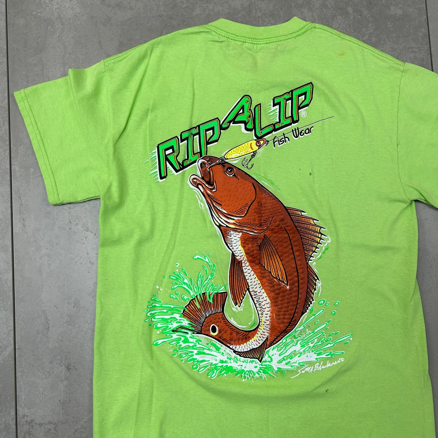 Vintage 90s Rip A Lip Fishing Graphic Green T-Shirt - XS
