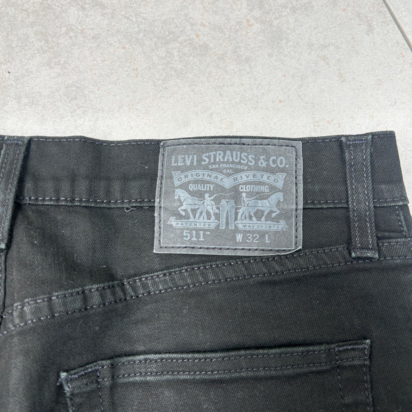 Vintage Levis 511 Slim Black Denim Shorts - 32
