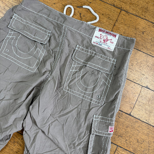 Vintage True Religion Brown Cargo Embroidered Y2K Shorts Jorts - 38