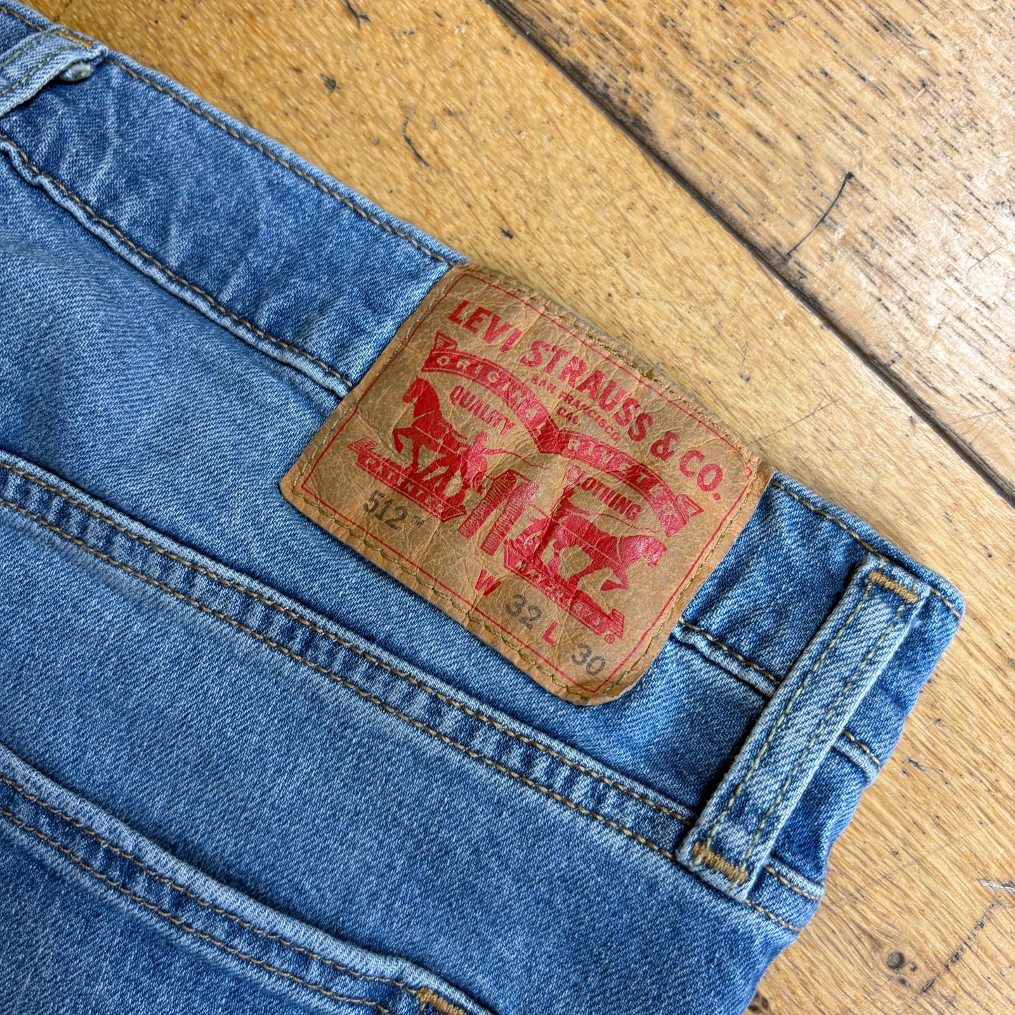 Vintage Levis 512 Slim Blue Denim Jeans - 32