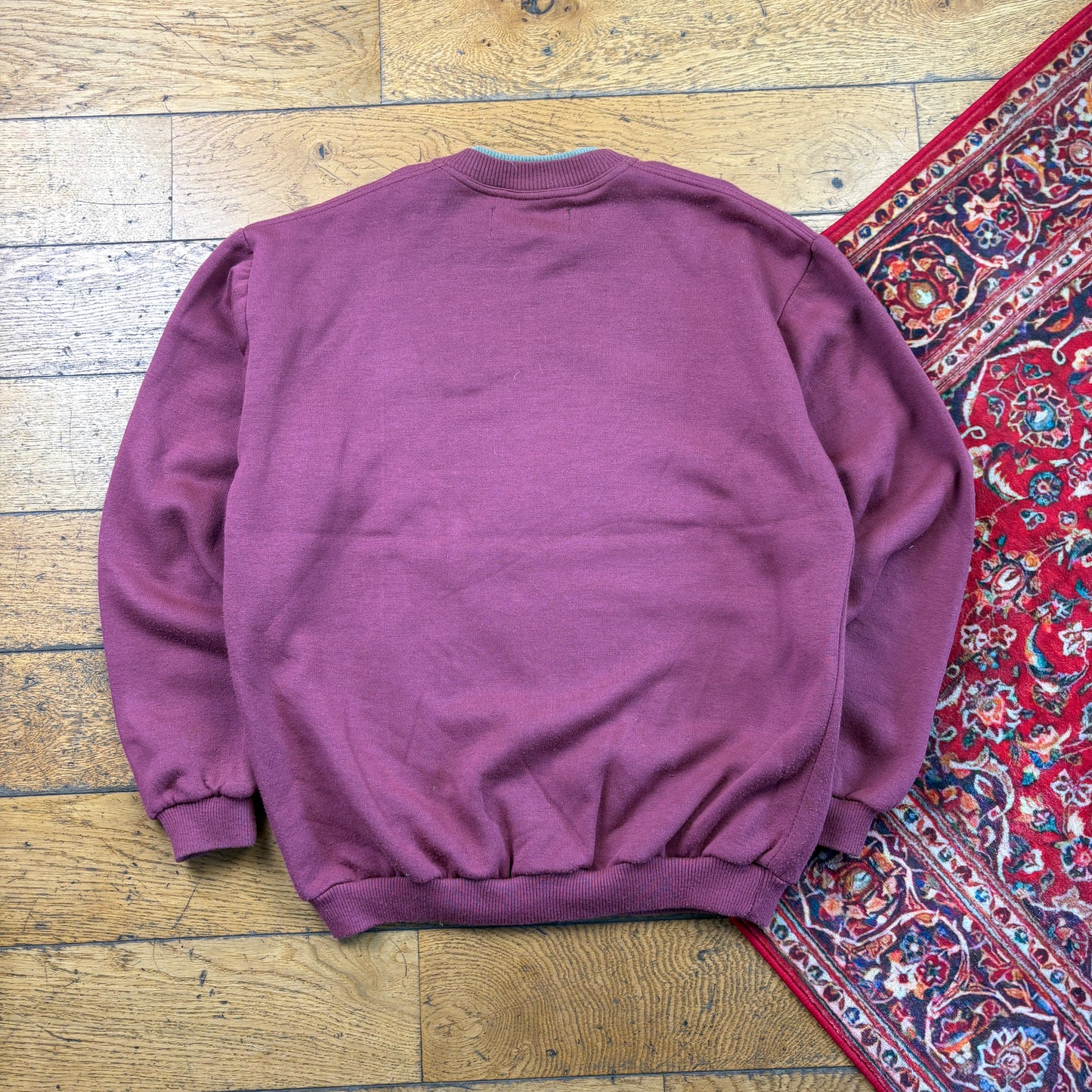 Vintage 90s Arctic Burgundy Embroidered Sweatshirt - L