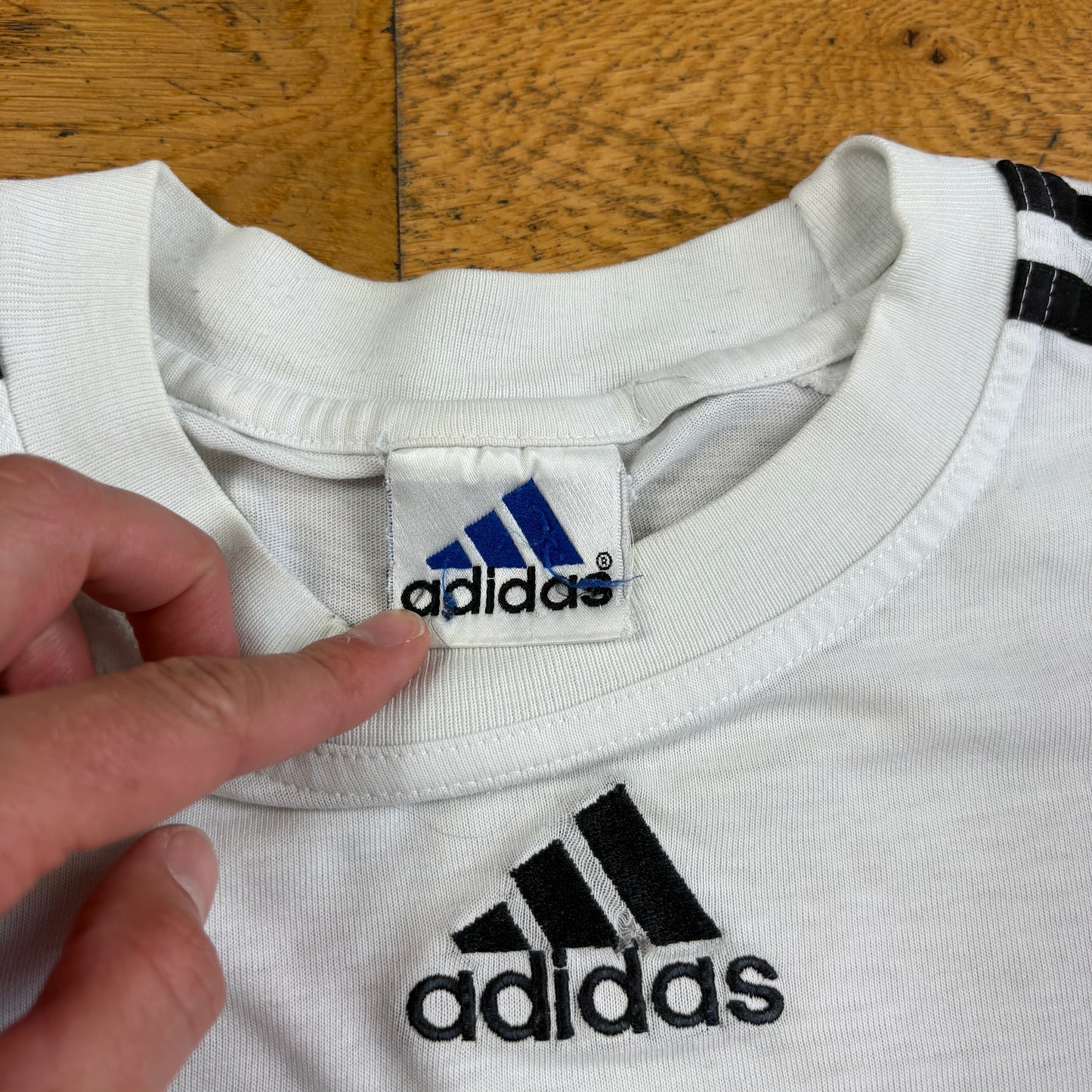 Vintage 90s Adidas White Graphic T-Shirt - XL
