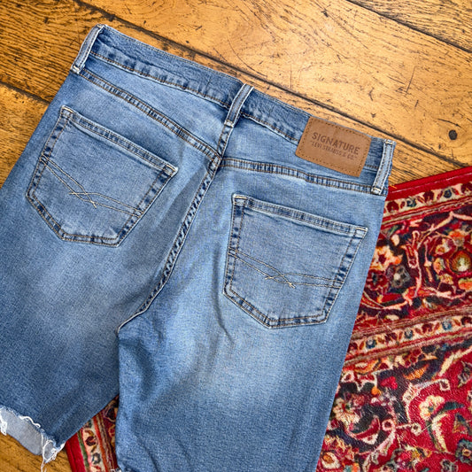 Vintage Levis Blue Denim Shorts - 30
