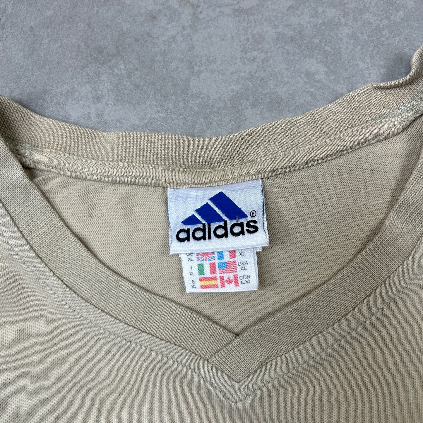 Vintage 90s Adidas Cream Graphic T-Shirt - XL