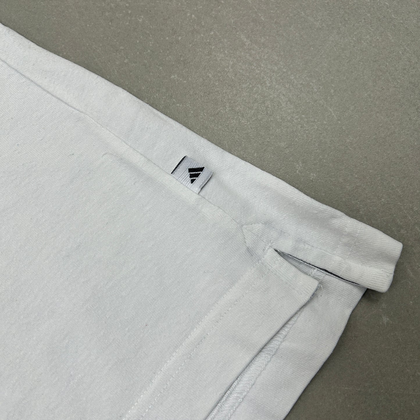 Vintage 90s Adidas White Embroidered Womens T-Shirt - Size 14