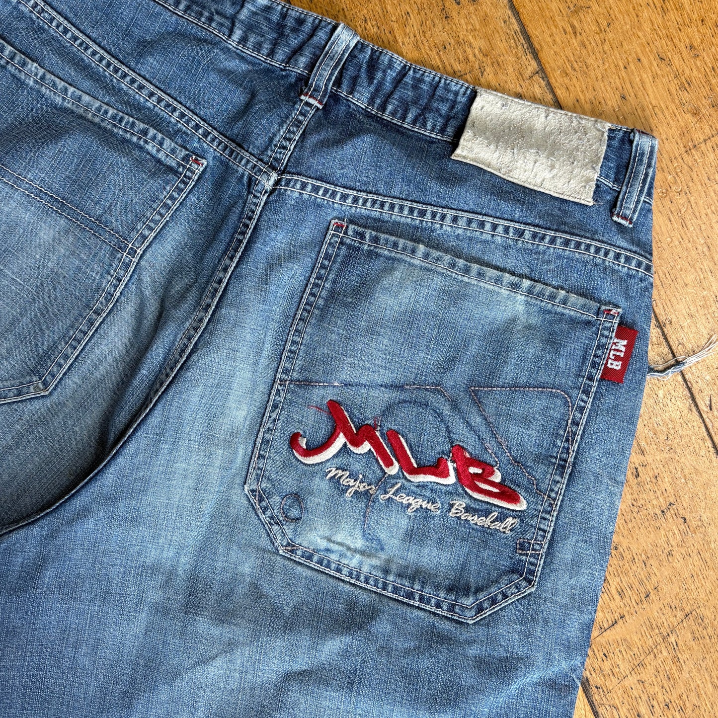 Vintage MLB Embroidered Hip Hop Baggy Blue Shorts Jorts - 34