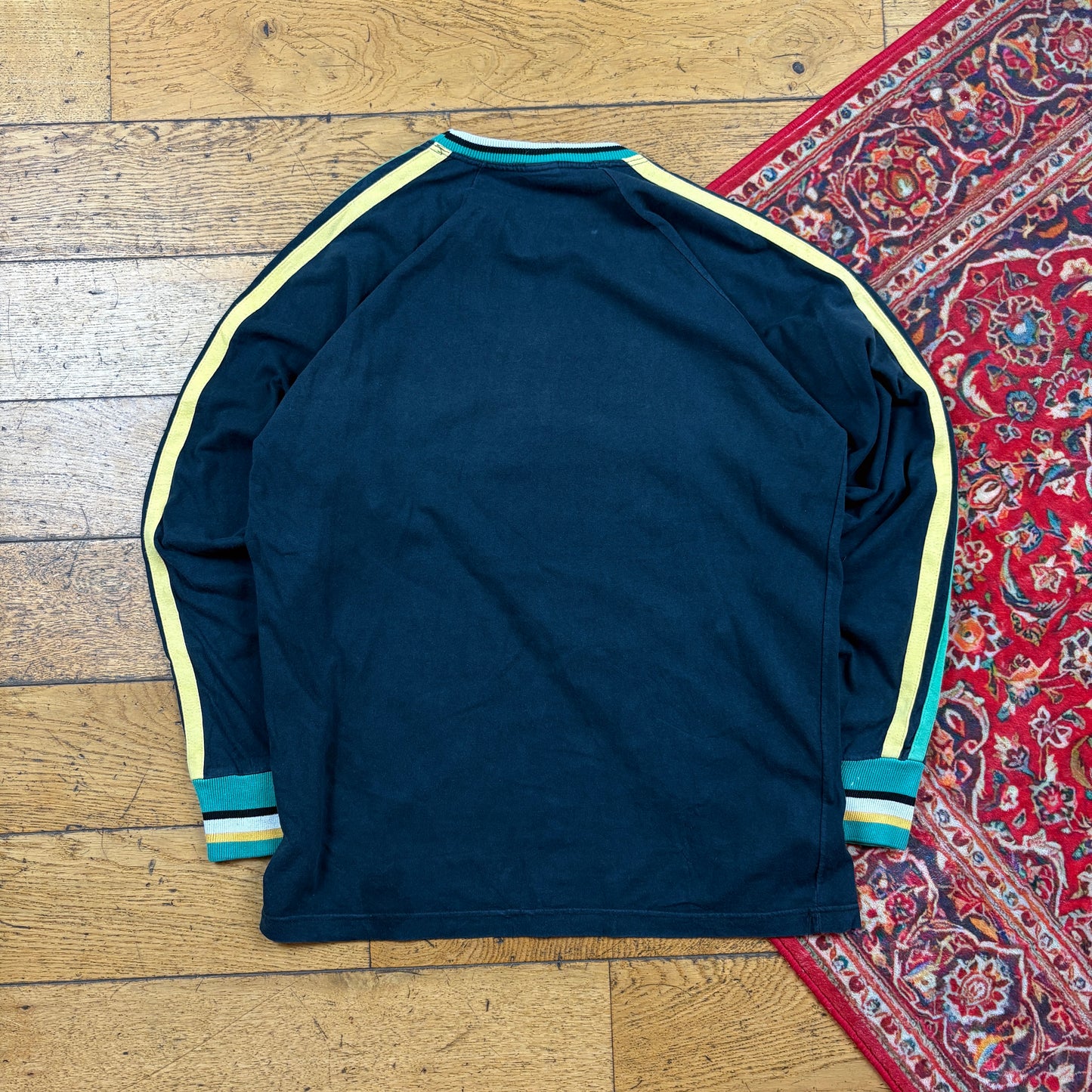 Vintage Jamaica Black Long Sleeve Embroidered Graphic T-Shirt - S