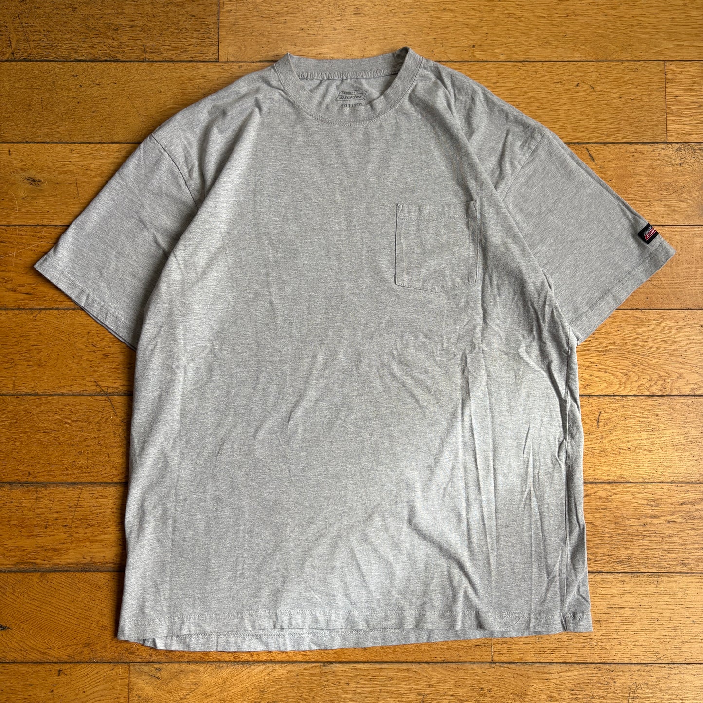 Vintage Dickies Funny Slogan Guns and Titties Grey Graphic T-Shirt - 2XL