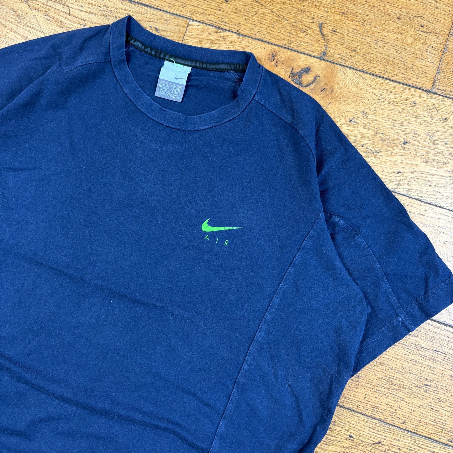 Vintage Nike Air Y2K Navy Swoosh T-Shirt - M
