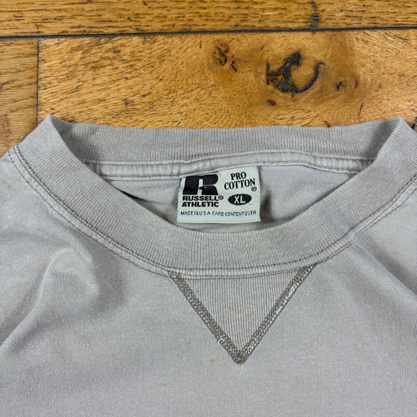 Vintage Russell Athletic Brown Embroidered T-Shirt - XL