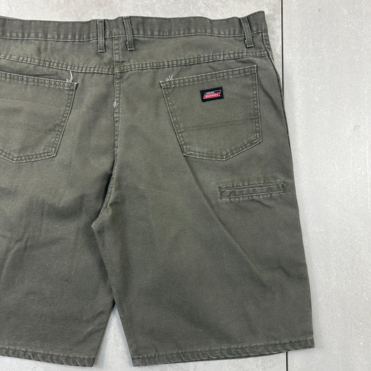 Vintage Dickies Workwear Carpenter Khaki Baggy Shorts - 42