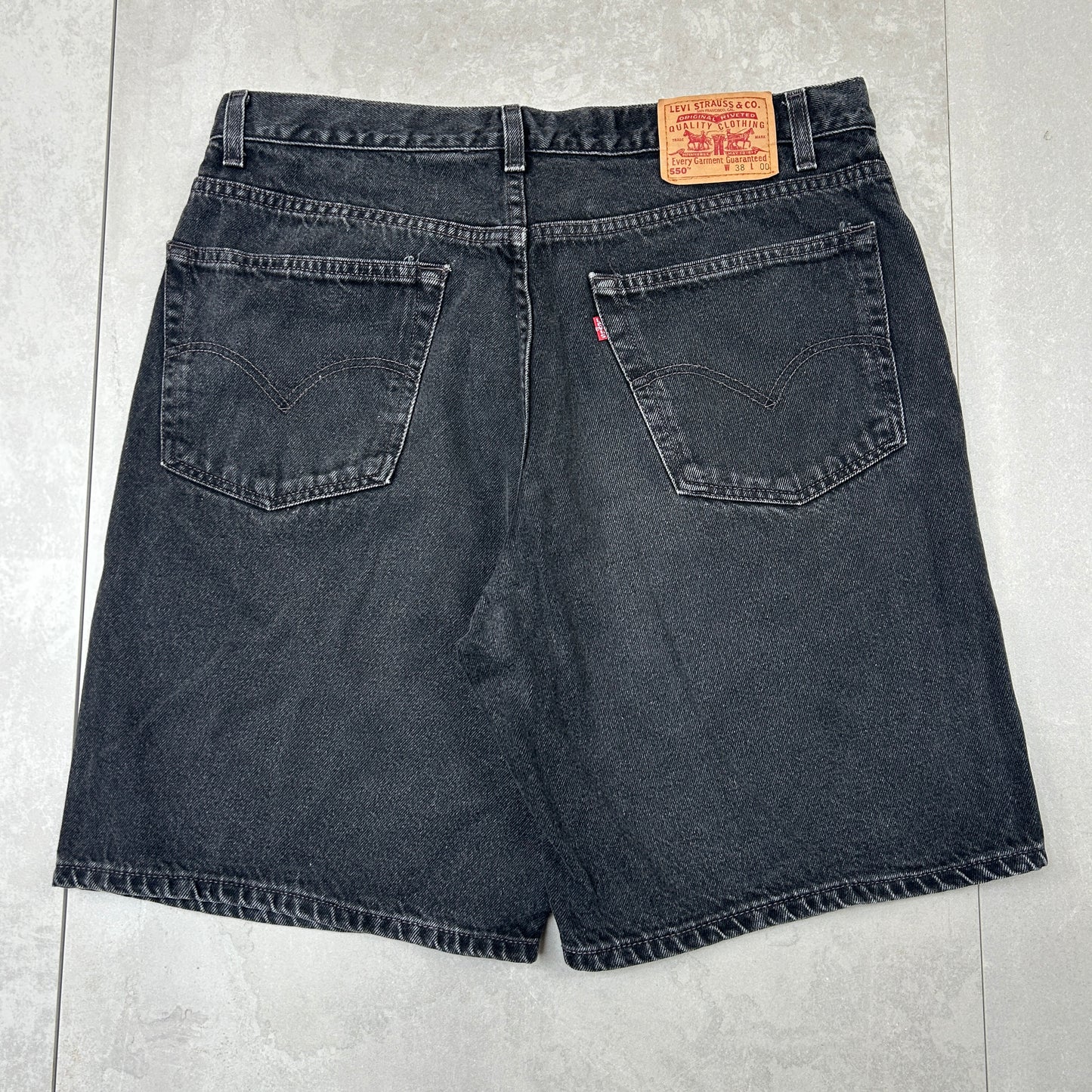 Vintage Levis 550 Baggy Denim Black Shorts - 36
