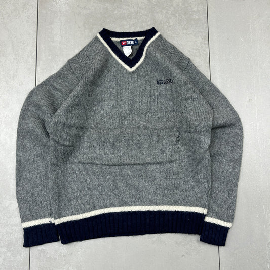 Vintage Diesel Grey Embroidered Chunky Knit Jumper - L