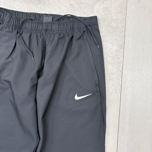 Vintage Nike Black Baggy Tracksuit Sweatpants Track Pants Bottoms - M