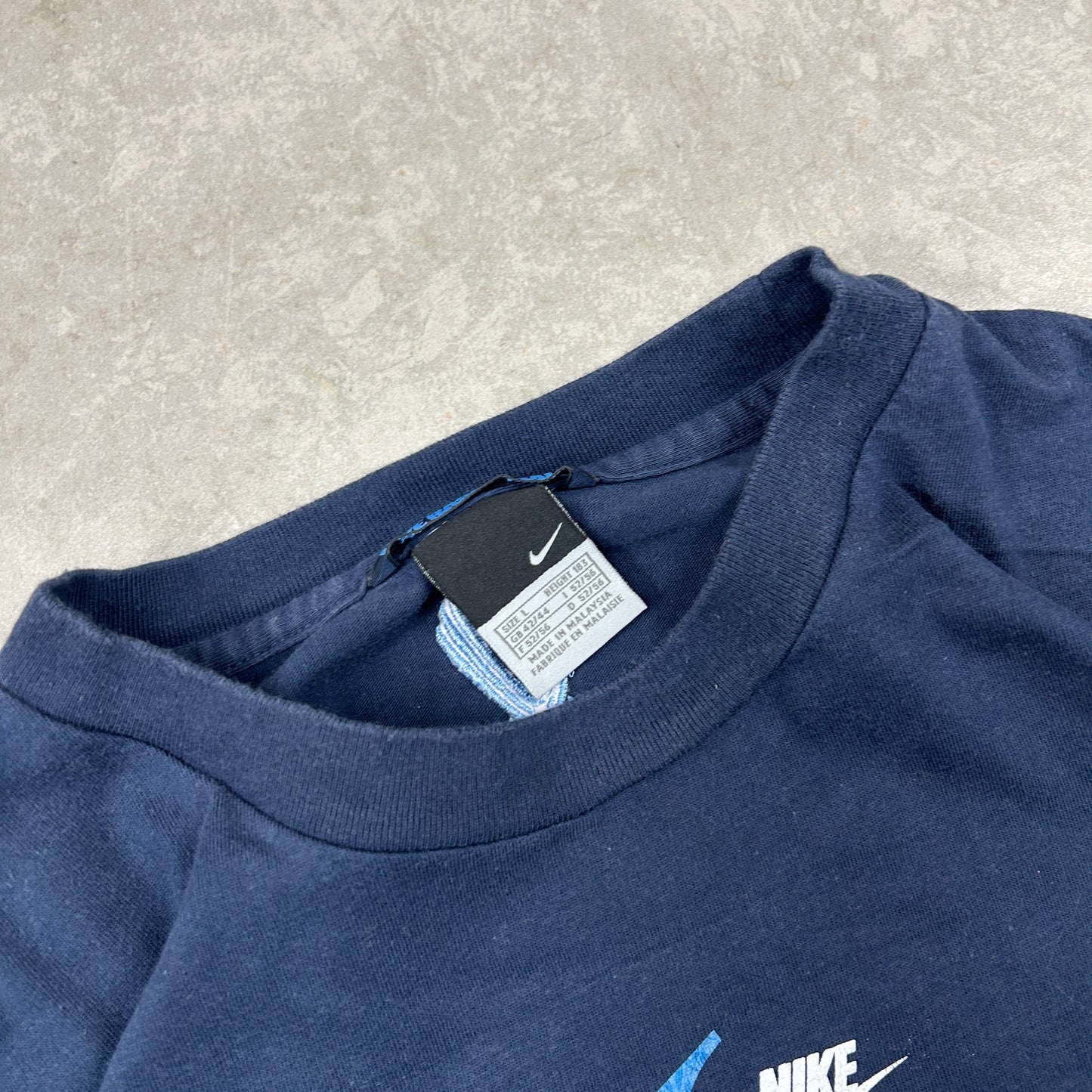 Vintage Nike Basketball Navy Graphic T-Shirt - L
