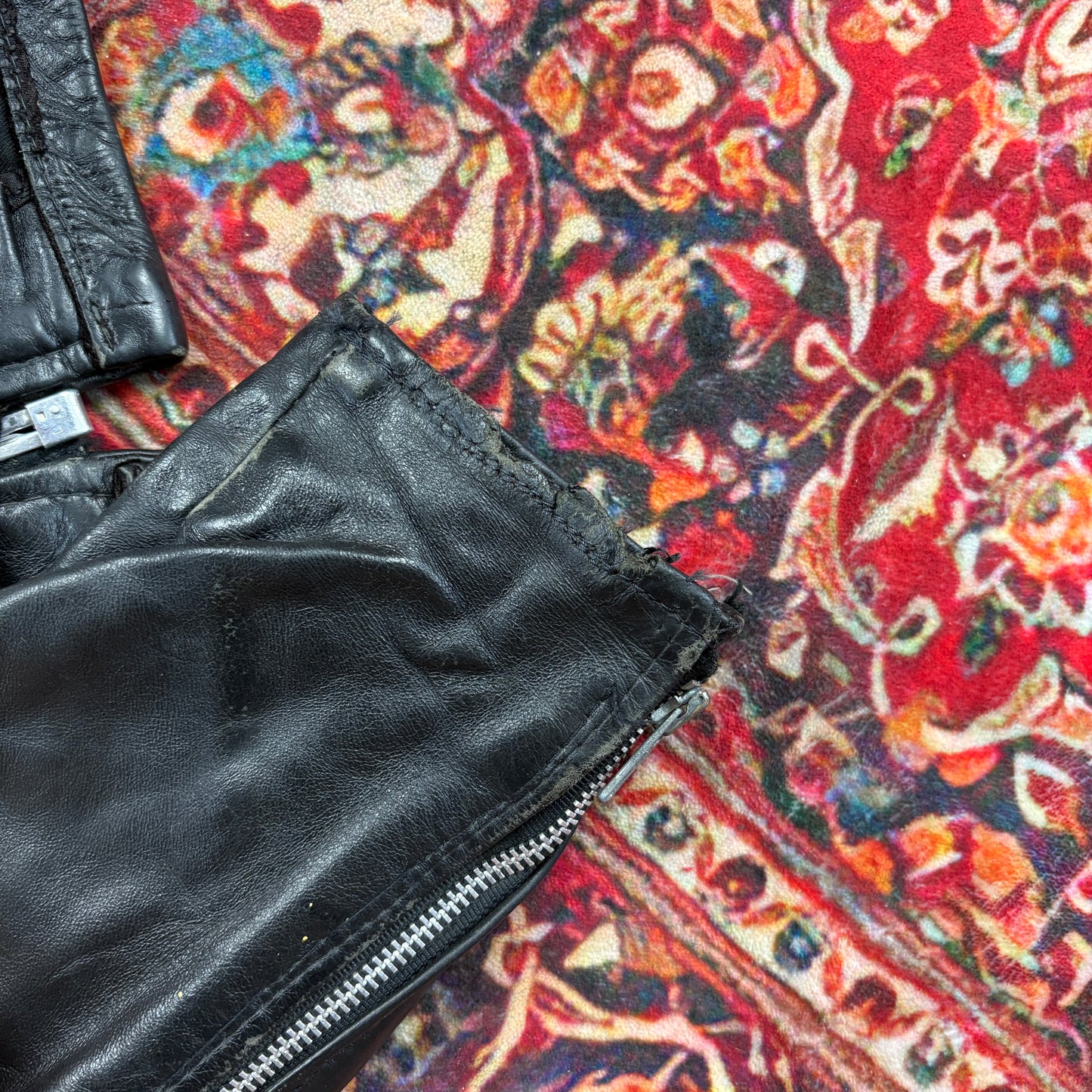 Vintage Black Biker Motorbike Leather Jacket - M