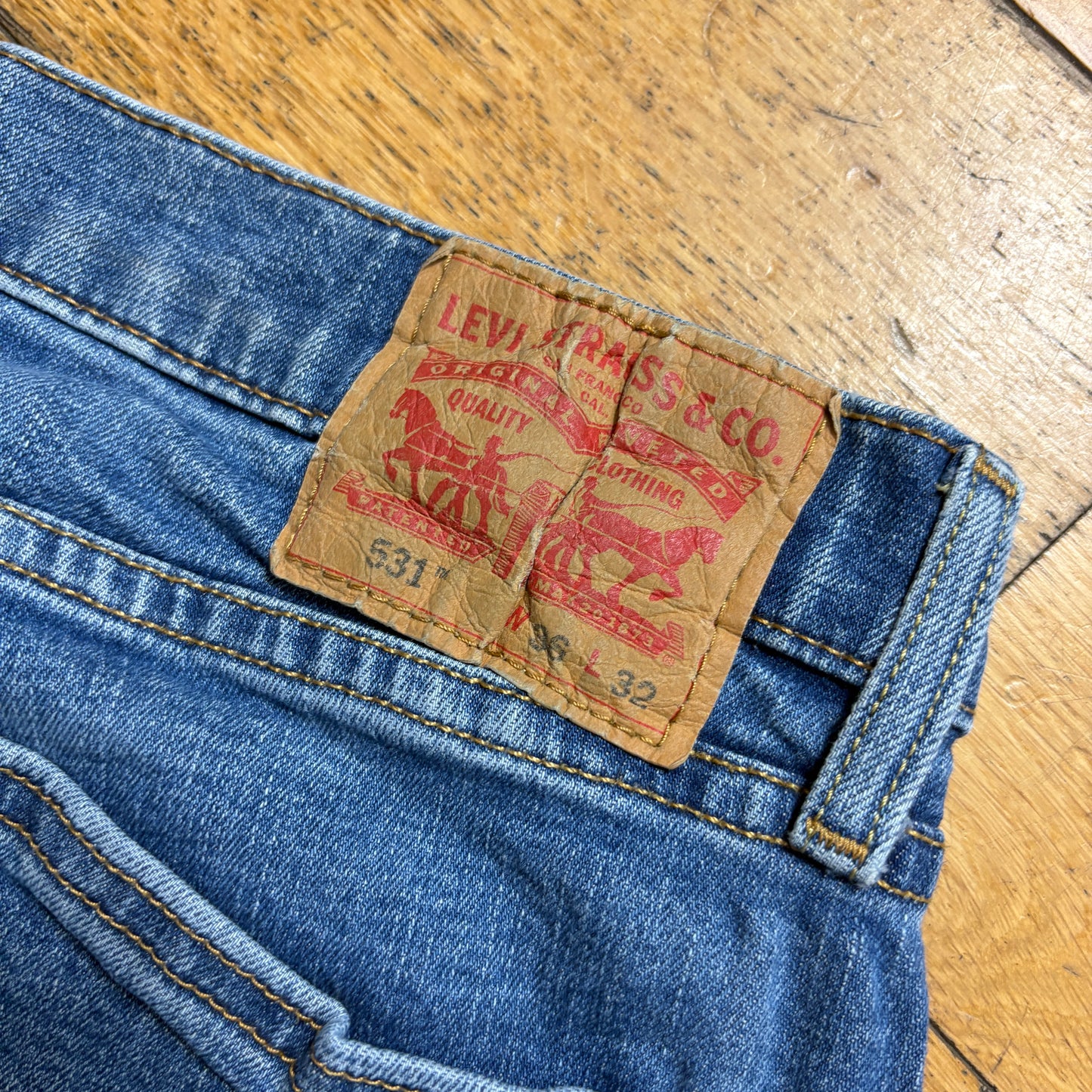 Vintage Levis 531 Tapered Blue Denim Jeans - 34
