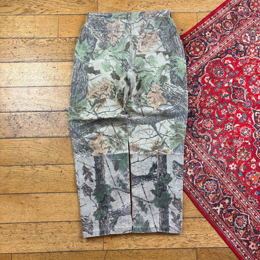 Vintage Real Tree Camo Green Hunting Workwear Trousers - 34