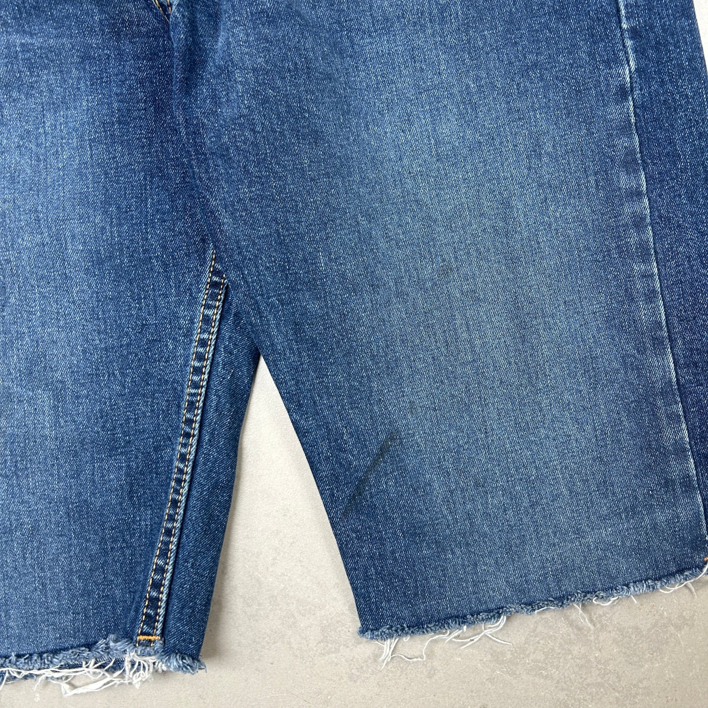 Vintage Levis 502 Blue Straight Denim Shorts - 33
