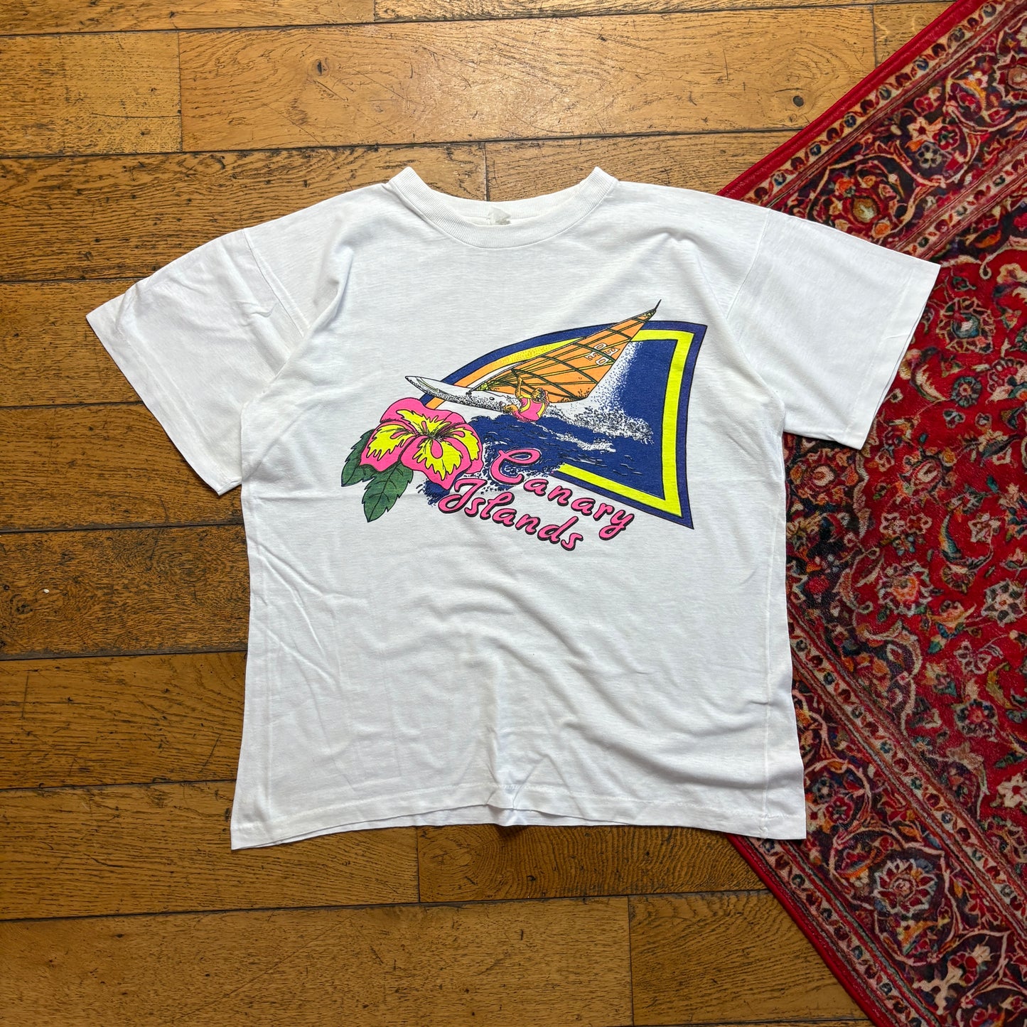 Vintage 90s Single Stitch Surfwear White Graphic T-Shirt - S