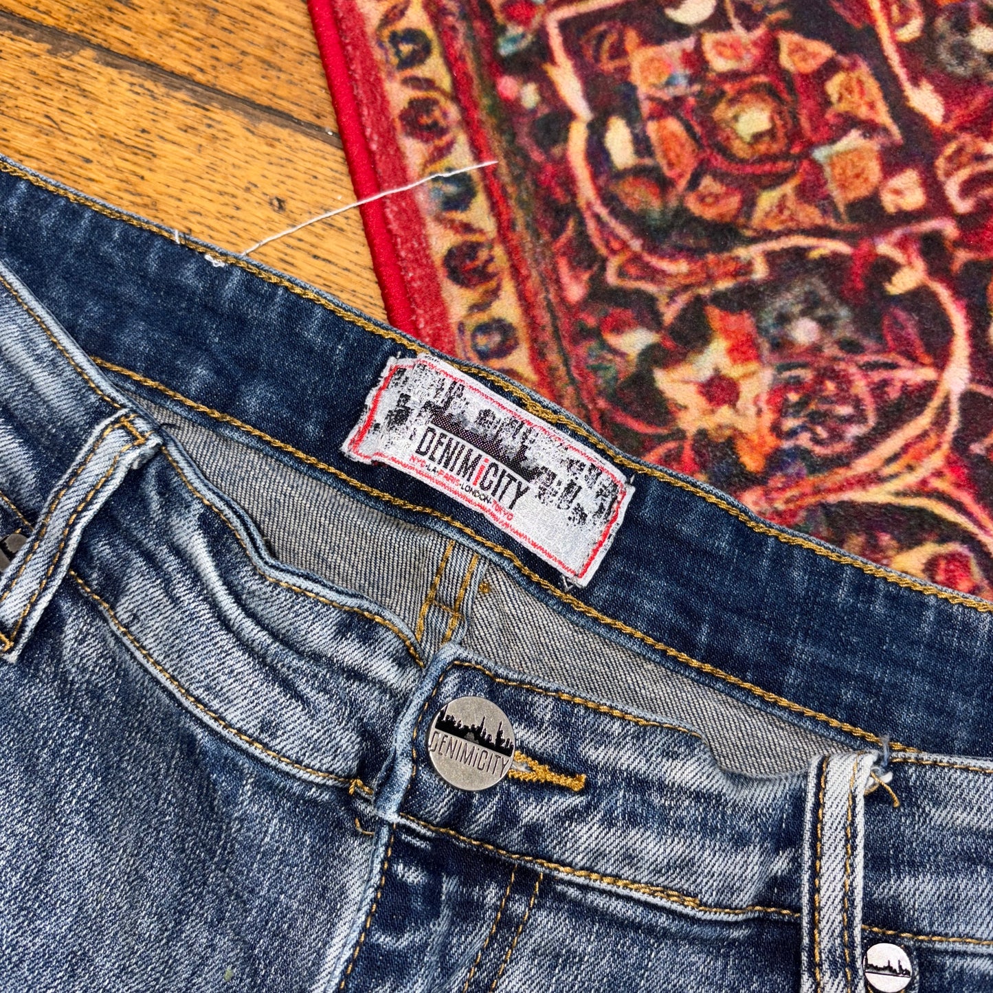 Vintage Blue Embroidered Y2K Hip Hop Skinny Jeans - 34R