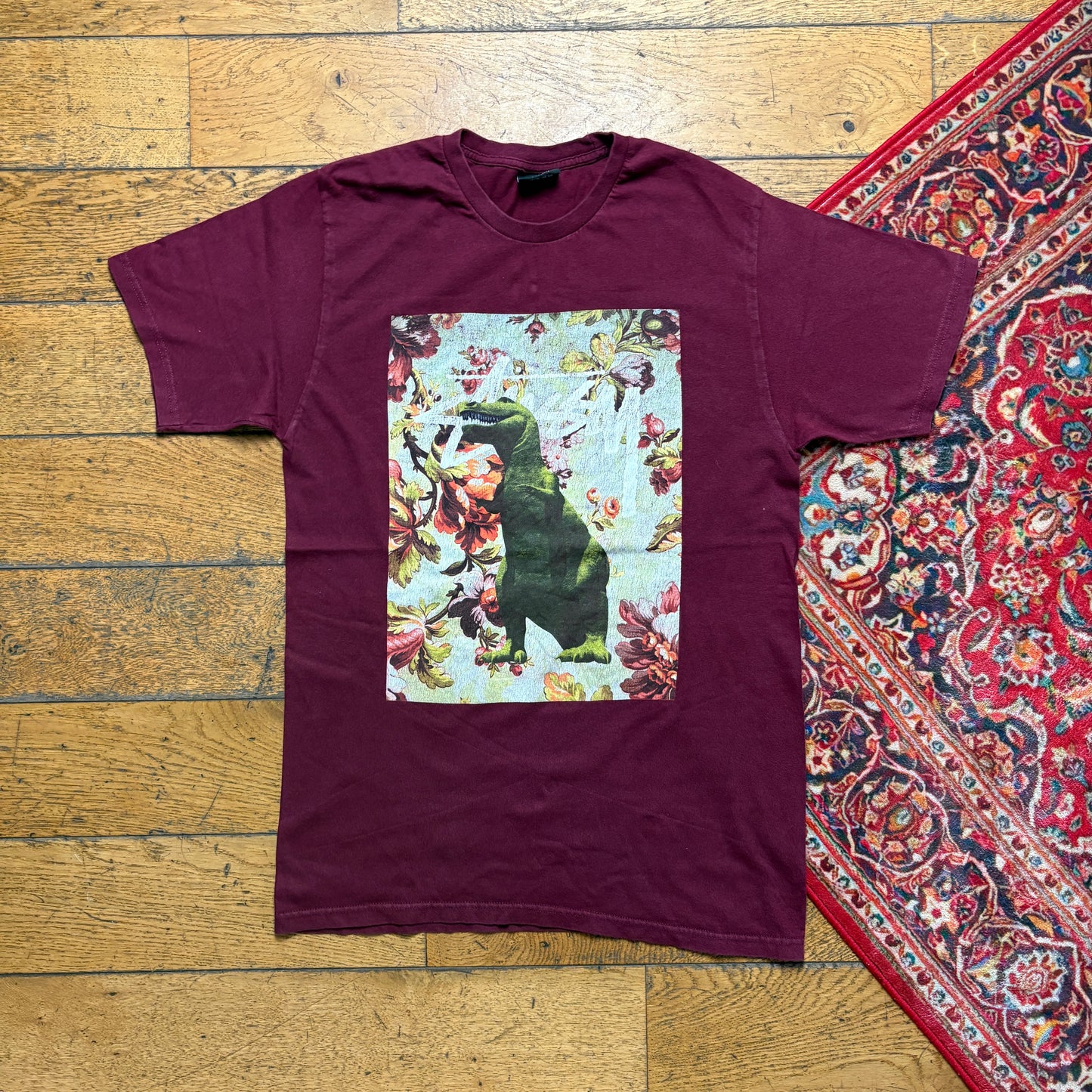 Vintage Stussy Dinosaur Burgundy Graphic T-Shirt - XS