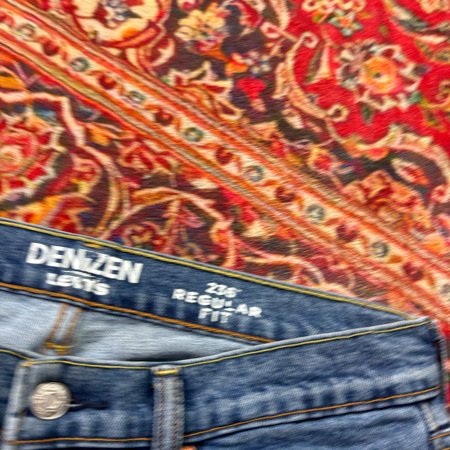 Vintage Levis Straight Blue Denim Jeans - 32