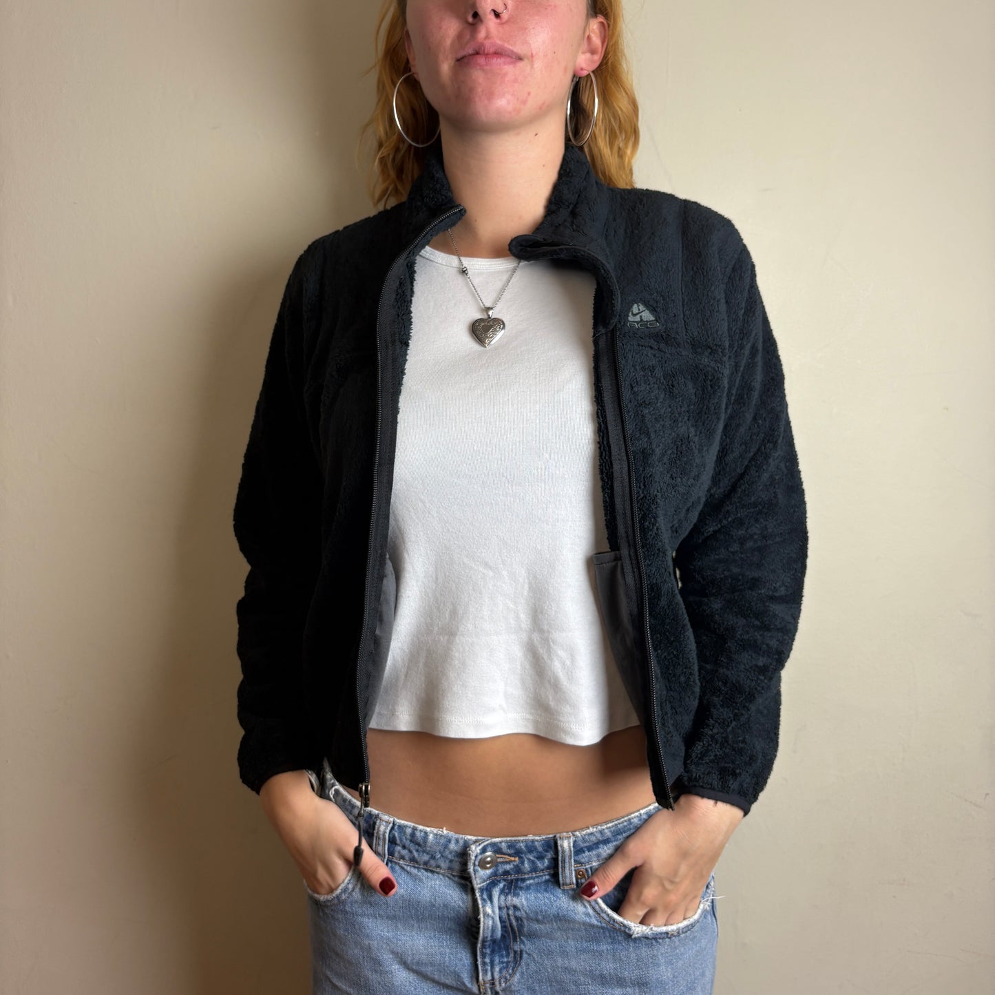 Vintage Nike ACG Black Womens Embroidered Fleece Zip Jumper - S