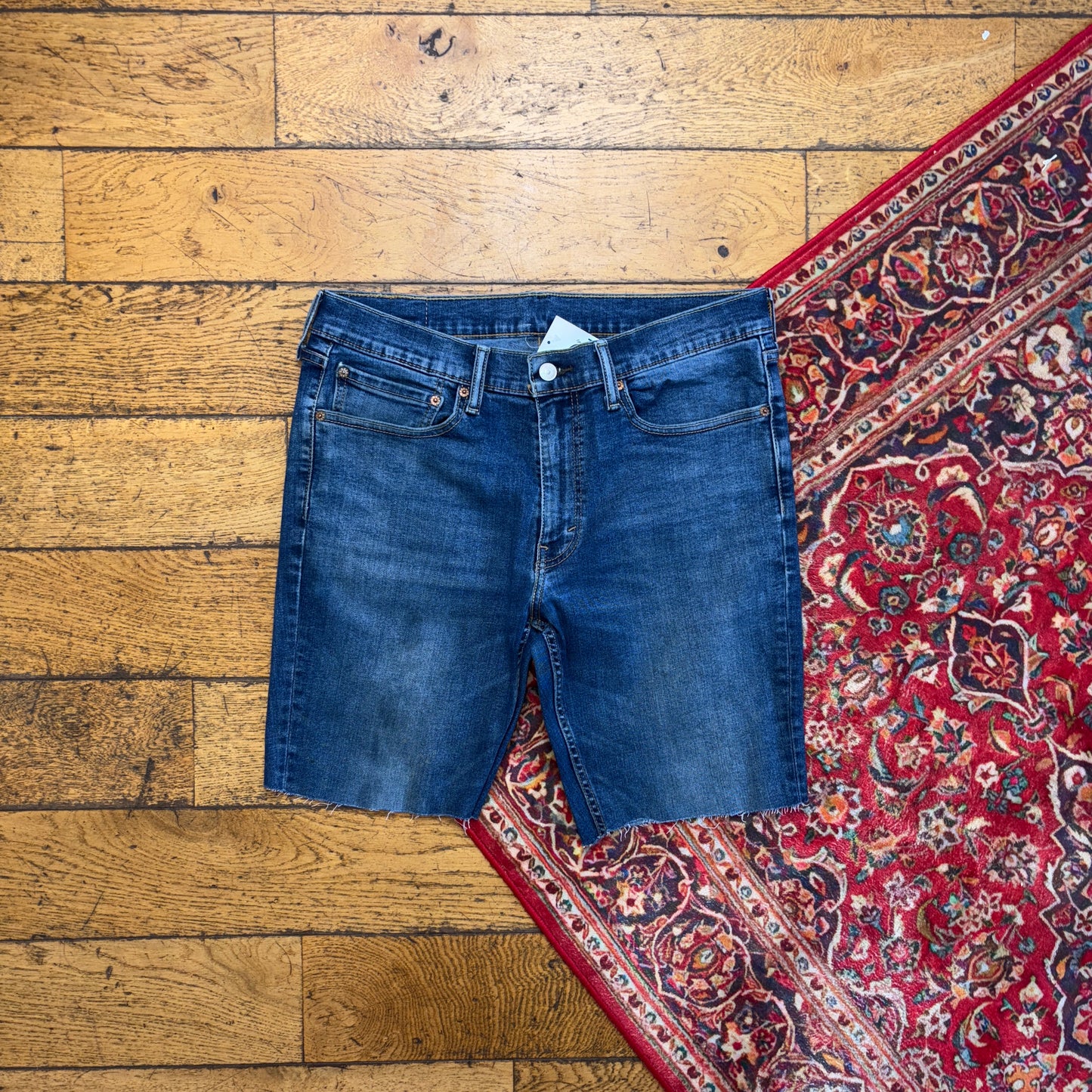 Vintage Levis 550 Slim Blue Denim Shorts - 34