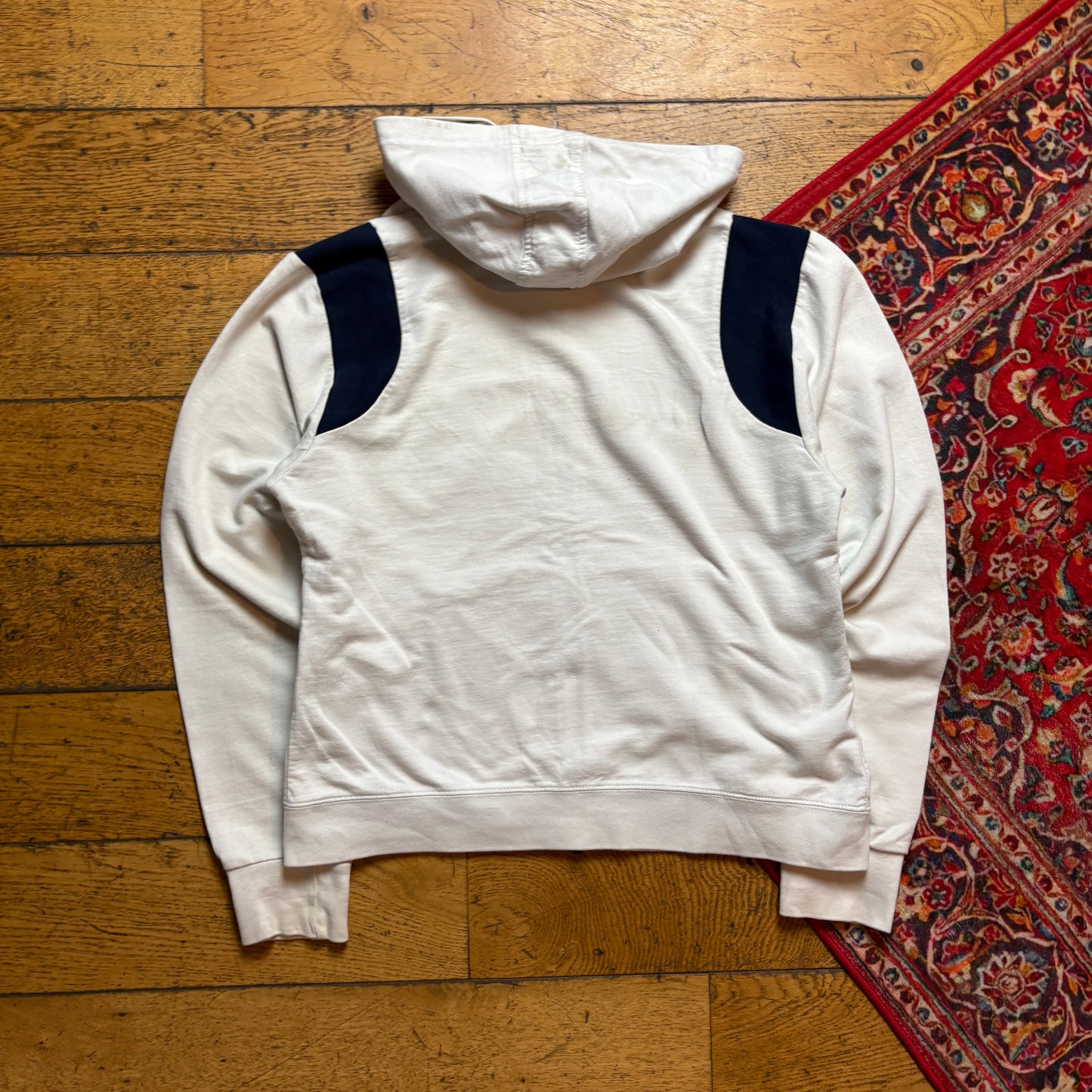 Vintage Hard Rock Cafe White Embroidered Hoodie Sweatshirt - M