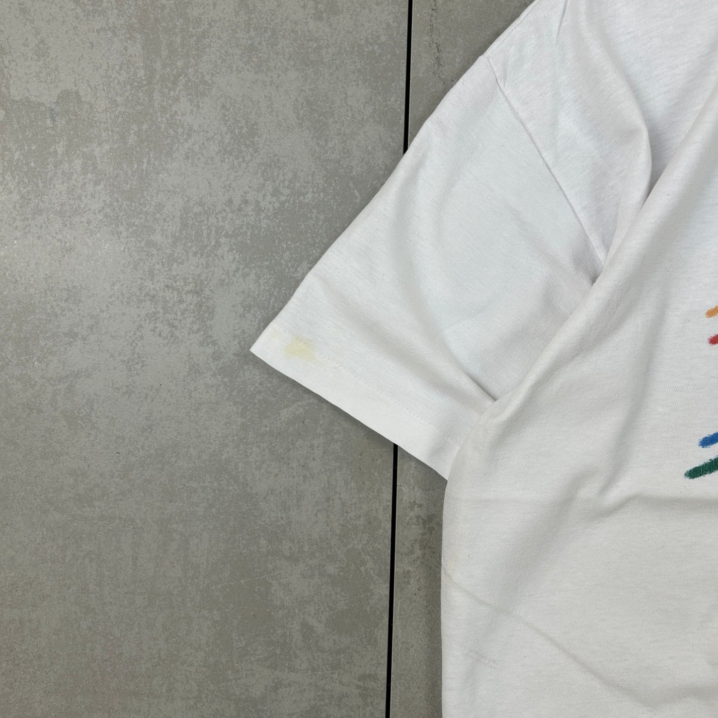 Vintage 90s Rainbow W+K Single Stitch White Graphic T-Shirt - L