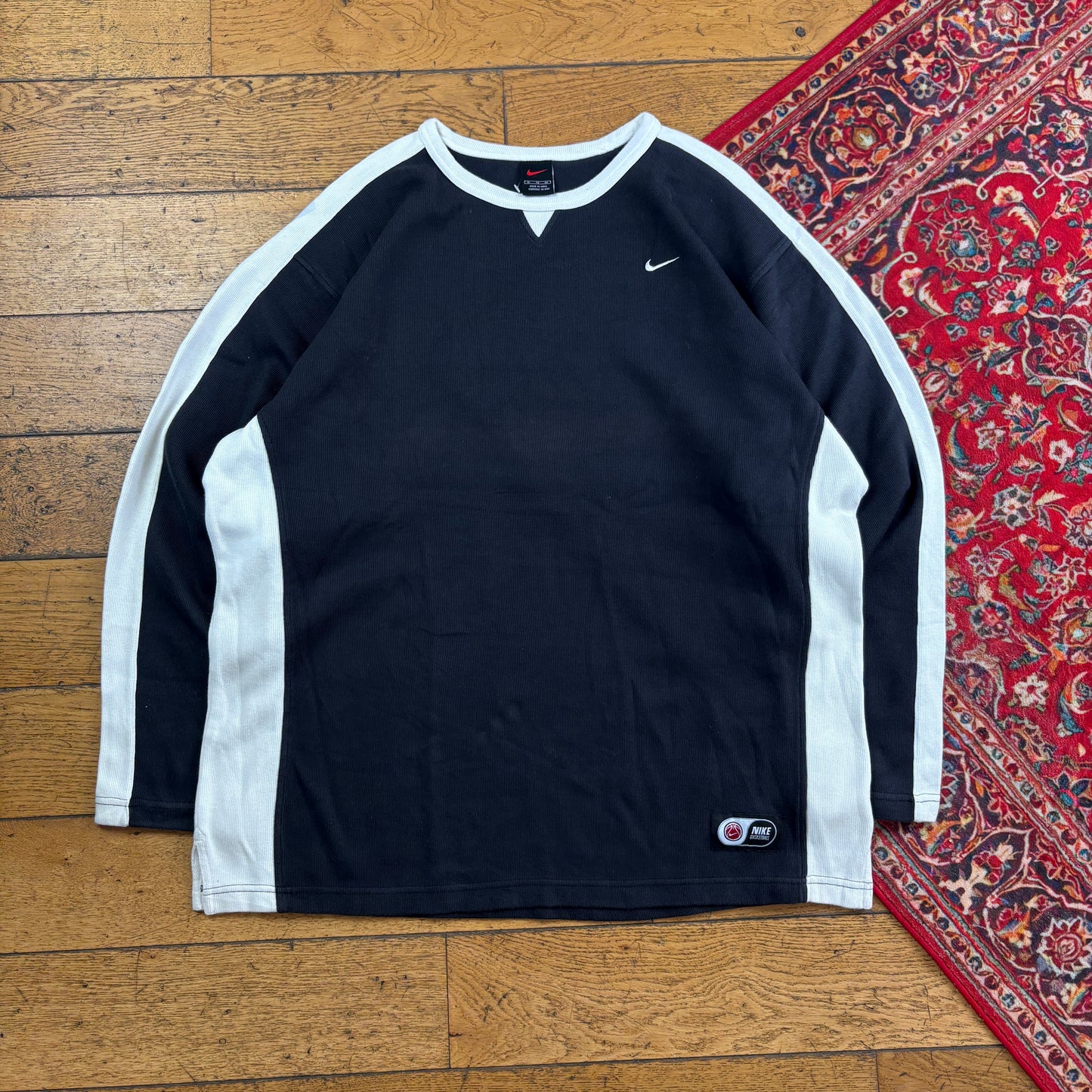 Vintage Nike Basketball Black Y2K Embroidered Sweatshirt - XL