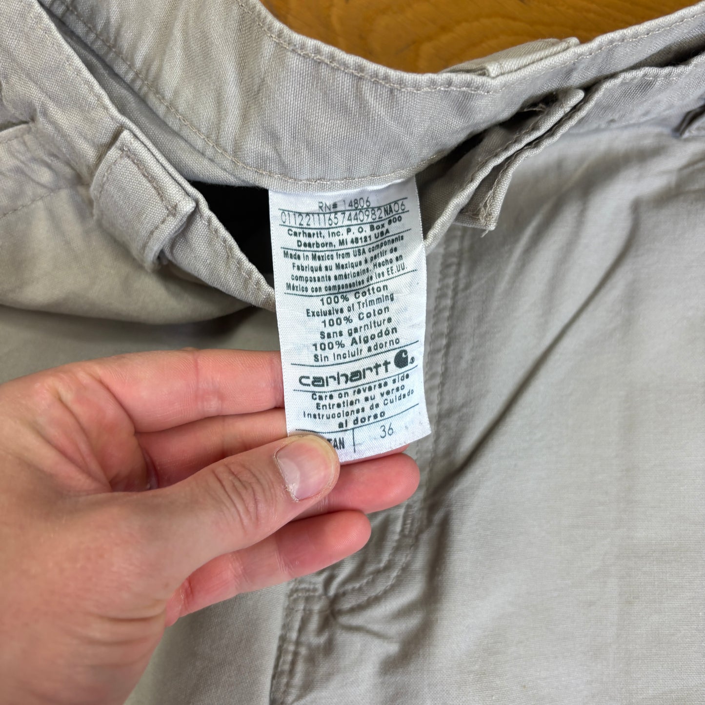 Vintage Carhartt Cream Workwear Baggy Carpenter Shorts - 36