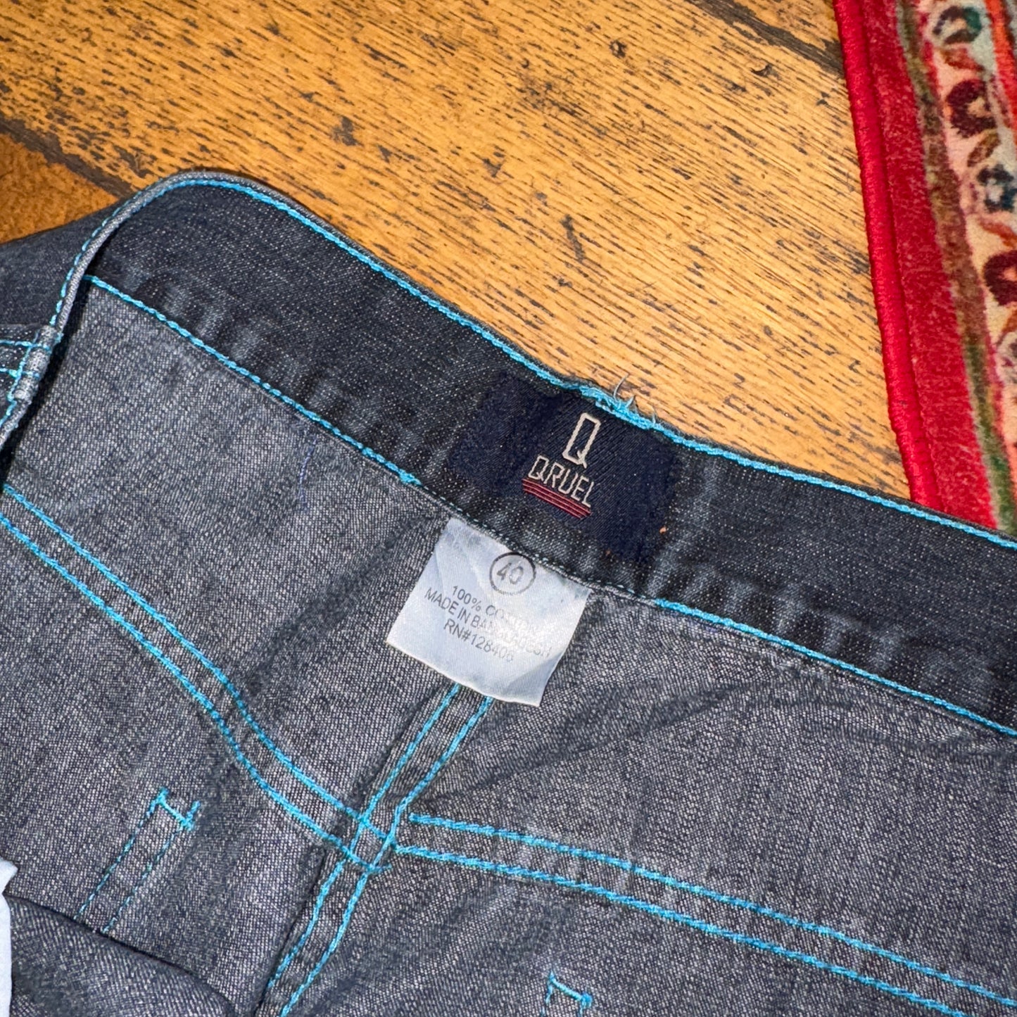 Vintage Qruel Navy Embroidered Y2K Hip Hop Baggy Jeans Shorts Jorts - 38