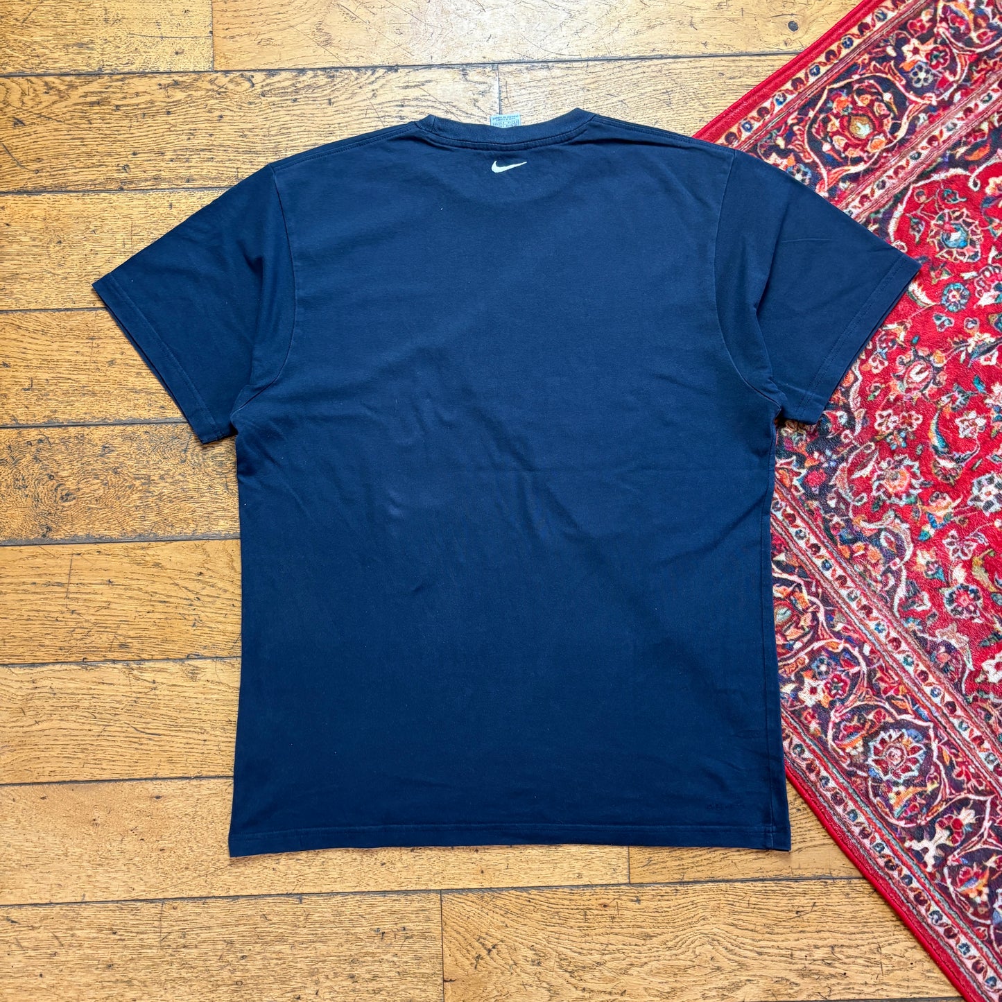 Vintage 00s Nike Navy Graphic T-Shirt - L