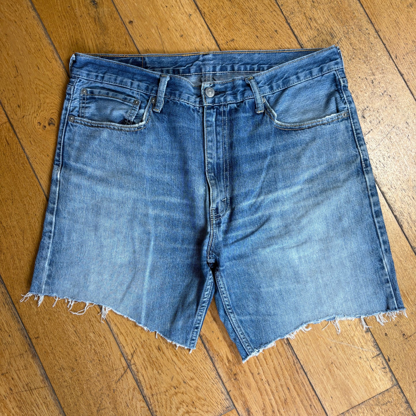 Vintage Levis 505 Blue Denim Shorts - 36
