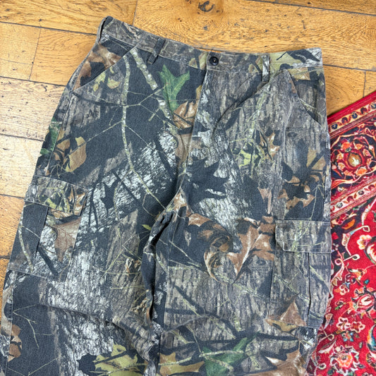 Vintage Real Tree Camo Green Hunting Workwear Trousers - 36