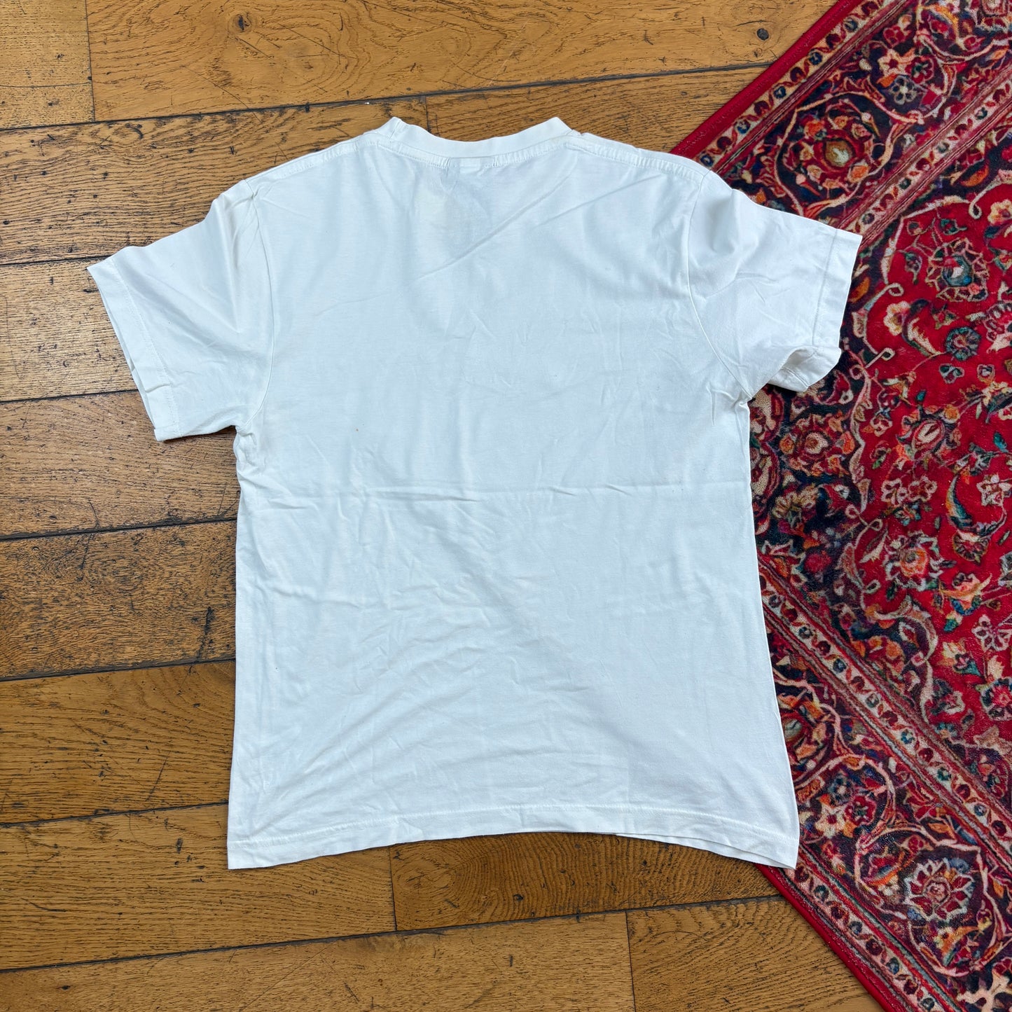 Vintage Nike White Y2K Graphic T-Shirt - XS