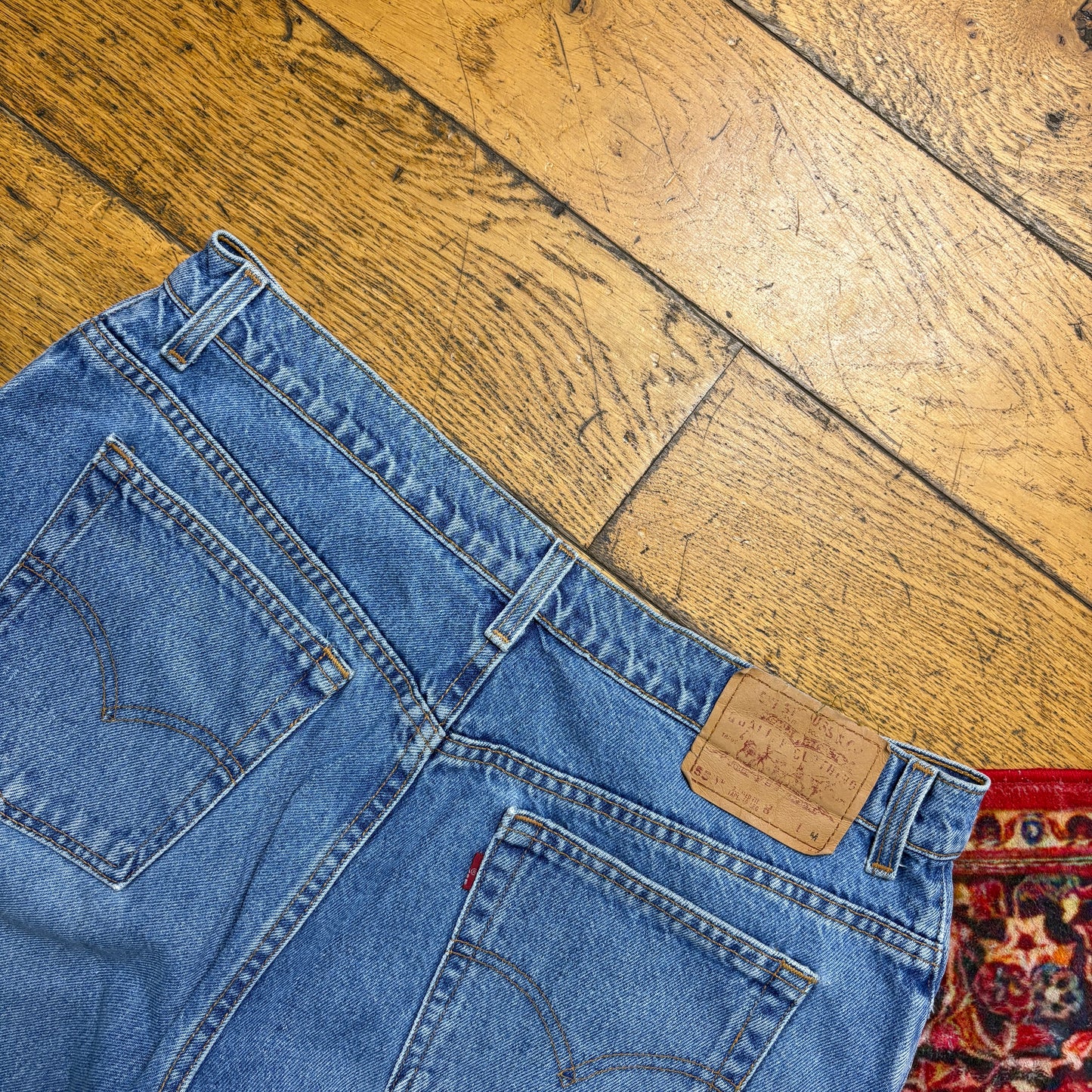 Vintage Levis 550 Baggy Blue Denim Shorts - 36