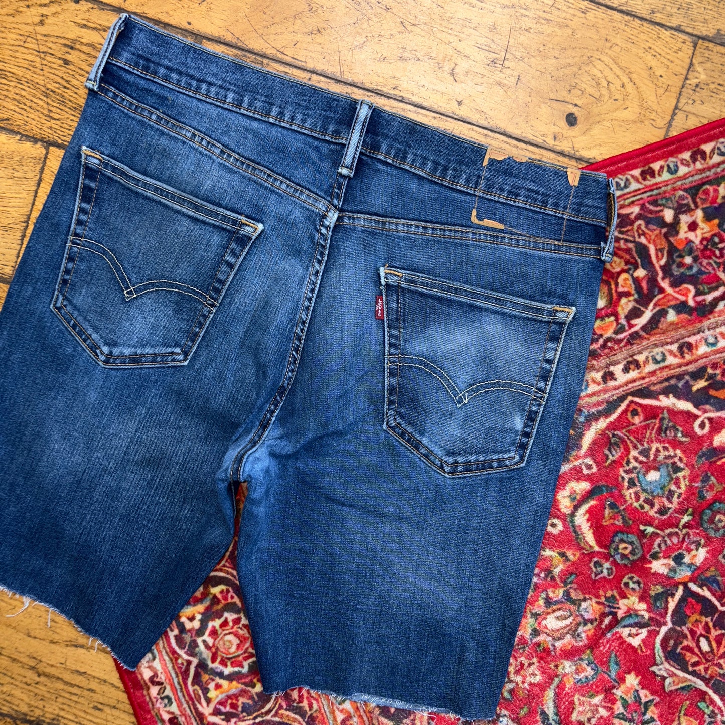 Vintage Levis 550 Slim Blue Denim Shorts - 34